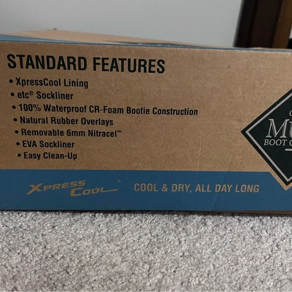 BRAND NEW Chore Cool Muck Boots - Picture 8 of 9